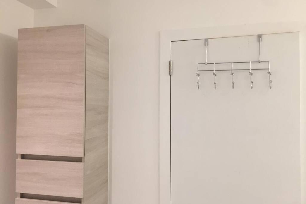 Appartement Duplex Pour 3-4 Personnes A Ciney Exteriör bild